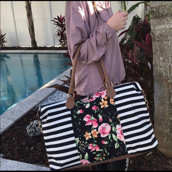 Weekender Bag Floral, Animal print, stripes - Picture 4 of 7